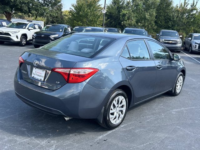 Used 2017 Toyota Corolla LE w/ Carpet Mat Package (TMS) FWD image 4