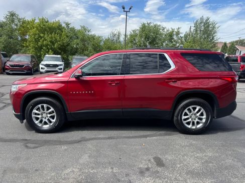 Used 2019 Chevrolet Traverse LT FWD image 4
