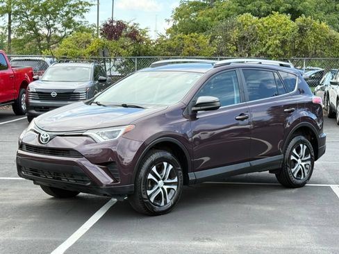 Used 2016 Toyota RAV4 LE FWD image 8