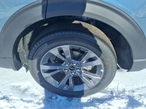 Used 2026 Ford Explorer Active w/ Active Comfort Package image 7