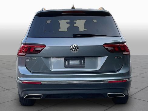 Used 2021 Volkswagen Tiguan SE w/ Panoramic Sunroof Package AWD/4WD image 4