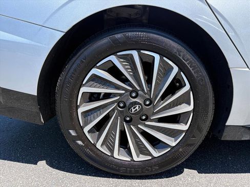 Certified 2025 Hyundai Sonata SEL FWD image 24