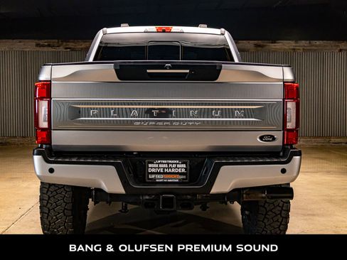 Used 2022 Ford F350 Platinum w/ FX4 Off-Road Package image 7