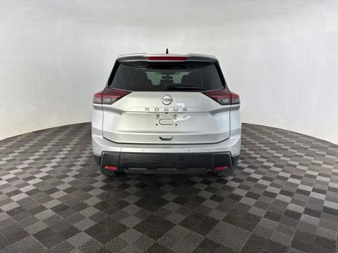 Certified 2024 Nissan Rogue S FWD image 6