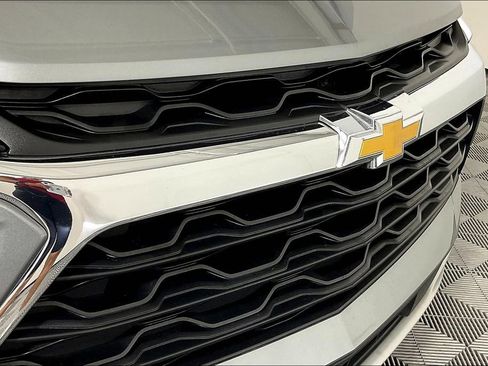 Used 2023 Chevrolet Blazer LT image 38