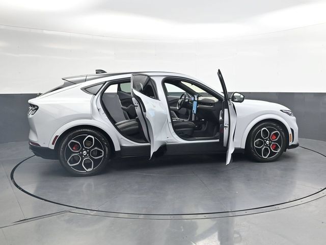 Used 2023 Ford Mustang Mach-E GT AWD/4WD image 41