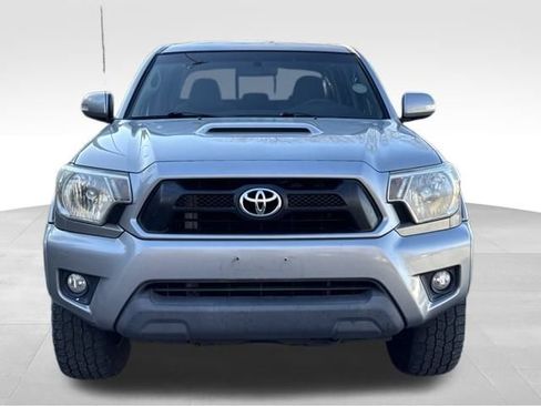 Used 2014 Toyota Tacoma 4x4 Double Cab w/ TRD Sport Package image 8