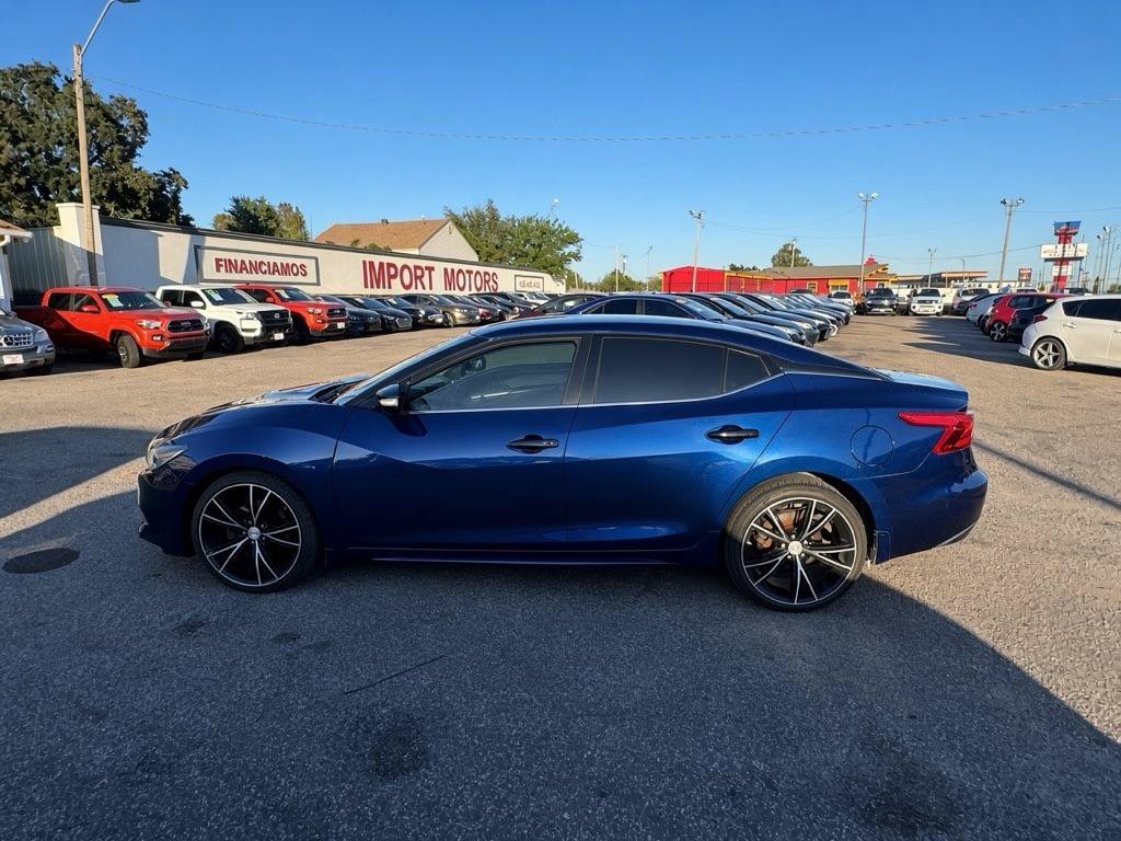Used 2017 Nissan Maxima 3.5 SV w/ Interior Lighting Package FWD image 7