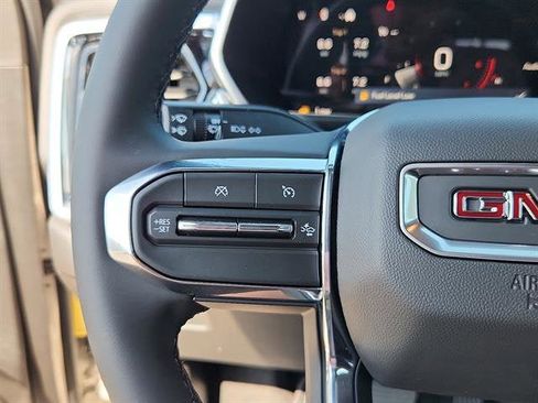 New 2026 GMC Canyon Elevation w/ Convenience Package image 13