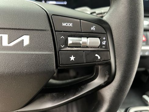 Used 2025 Kia K4 FWD image 46