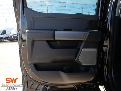 Certified 2025 Ford F250 Lariat w/ FX4 Off-Road Package image 13