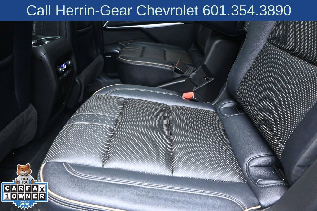 Used 2026 Chevrolet Traverse High Country FWD image 16