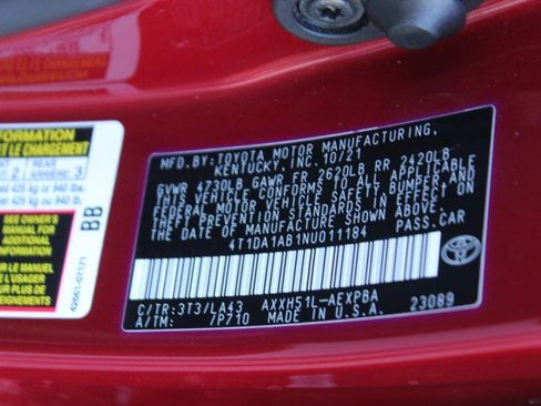 Certified 2022 Toyota Avalon Limited image 17