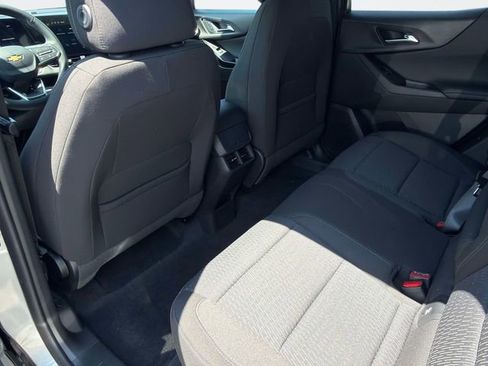 New 2026 Chevrolet Equinox LT w/ Safety and Technology Package FWD image 15