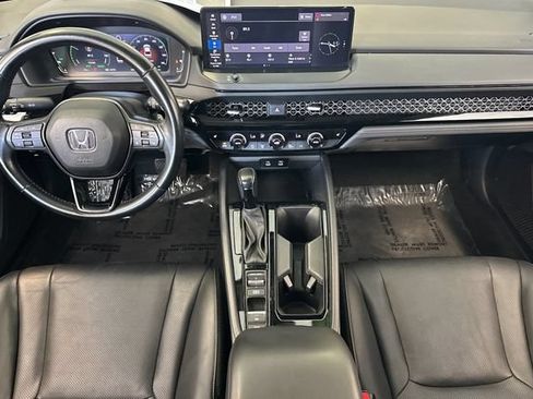 Used 2024 Honda Accord EX-L image 15
