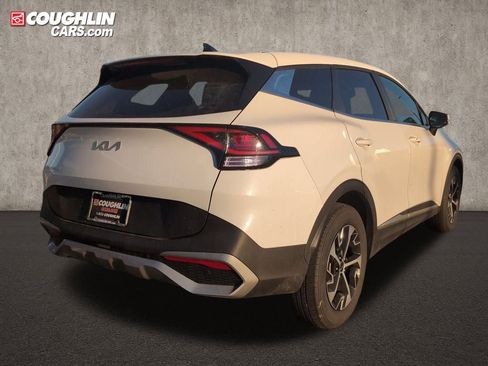 Used 2023 Kia Sportage EX image 7