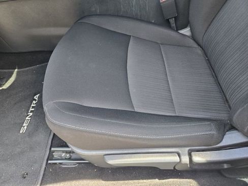 Used 2024 Nissan Sentra SV FWD image 18