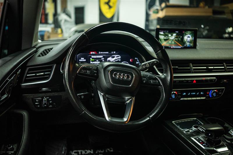 Used 2017 Audi Q7 3.0T Premium Plus w/ Premium Plus Package AWD/4WD image 16