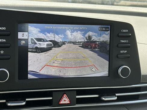New 2026 Hyundai Elantra SEL Sport FWD image 19