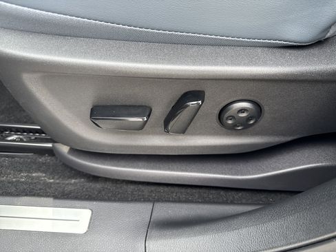 Certified 2024 Nissan Ariya AWD image 21