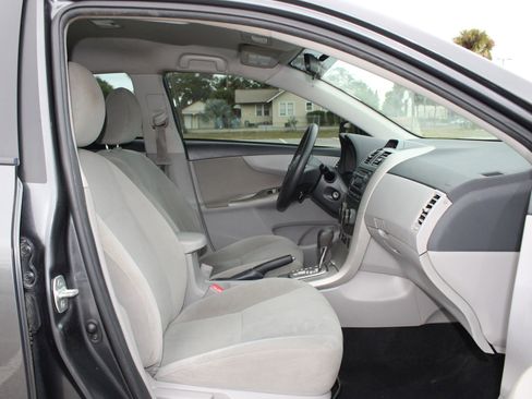 Used 2012 Toyota Corolla LE image 20