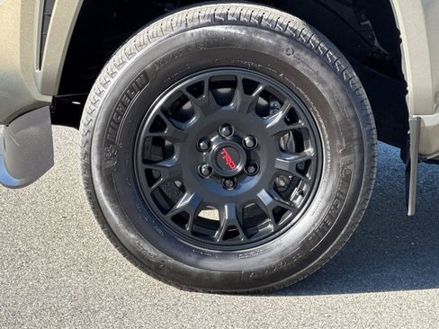 Used 2024 Toyota Tacoma TRD Sport image 23