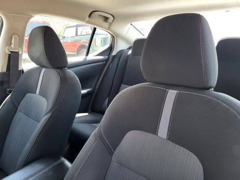 Certified 2025 Nissan Sentra SV FWD image 15