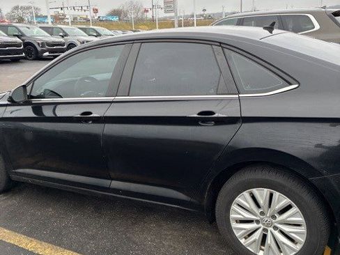 Used 2019 Volkswagen Jetta image 26