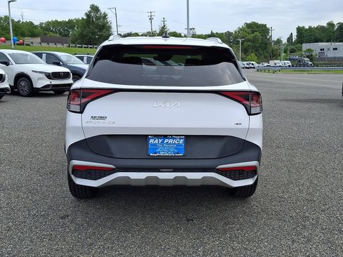 Used 2023 Kia Sportage EX AWD/4WD image 6
