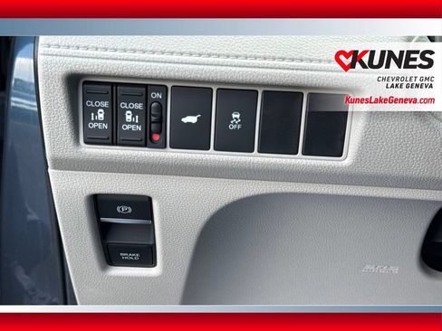 Used 2025 Honda Odyssey EX-L image 26