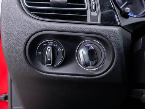 Used 2022 Porsche Macan S image 21