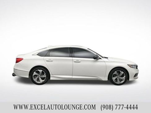 Used 2018 Honda Accord EX image 7