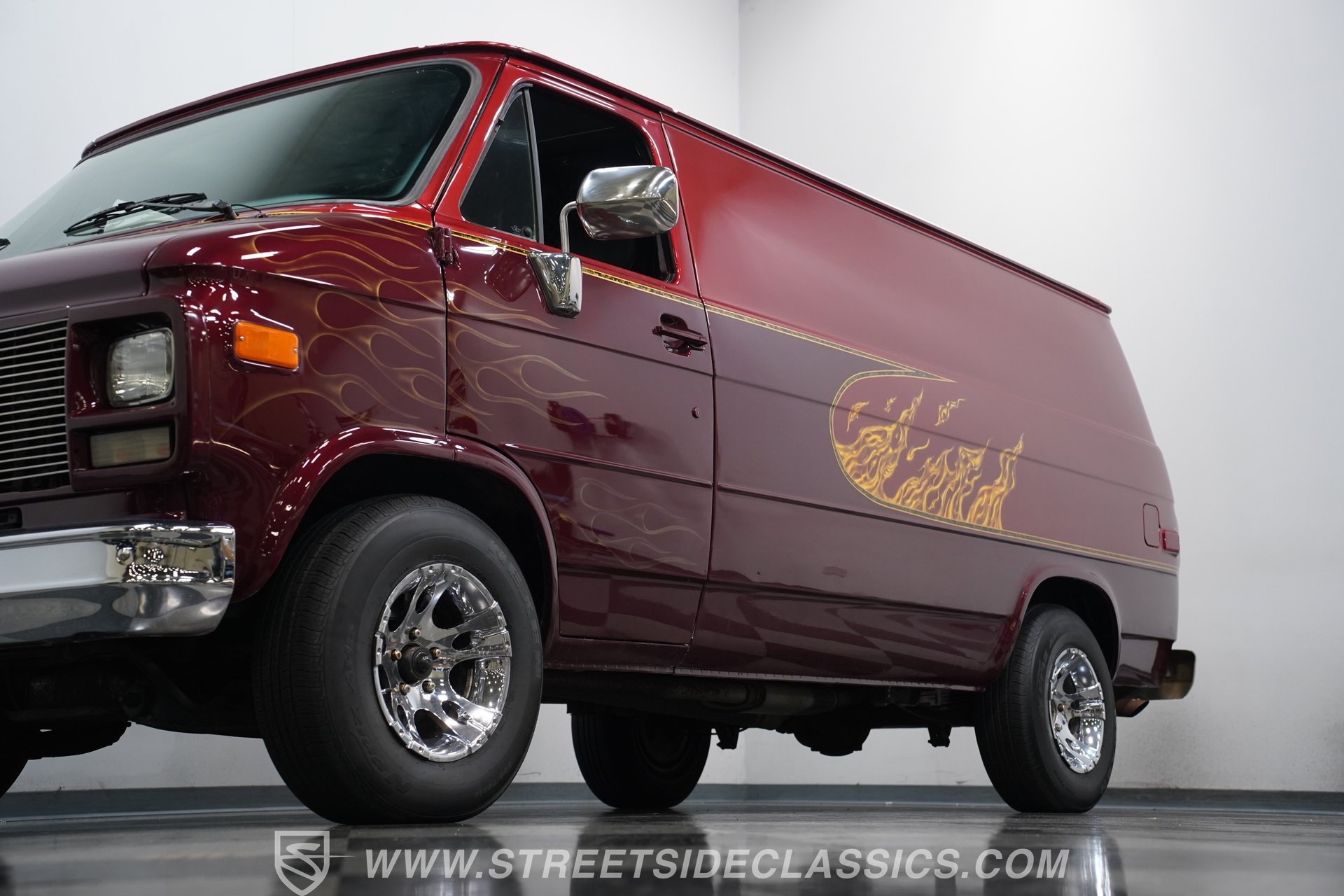 Used 1995 Chevrolet G10 RWD image 21