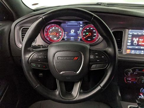 Used 2023 Dodge Charger SXT image 10