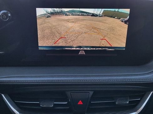 Used 2024 Buick Encore GX Sport Touring image 19