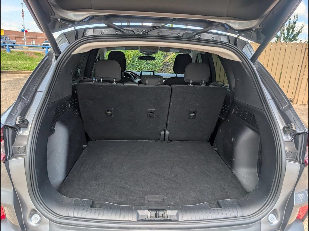 Used 2024 Ford Escape Active w/ Cold Weather Package FWD image 22