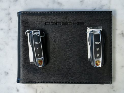 Used 2022 Porsche 911 Turbo S AWD/4WD image 20