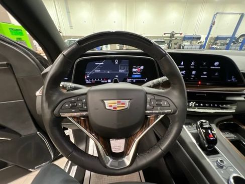 Used 2024 Cadillac Escalade Premium Luxury w/ LPO, Floor Liner Package AWD/4WD image 4