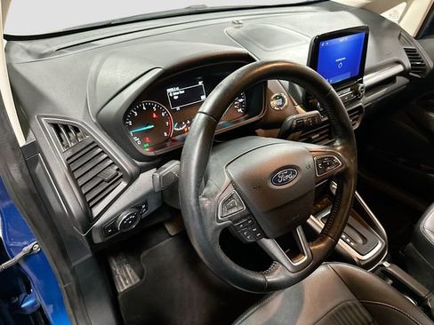 Used 2020 Ford EcoSport SES w/ SES Black Appearance Package image 10