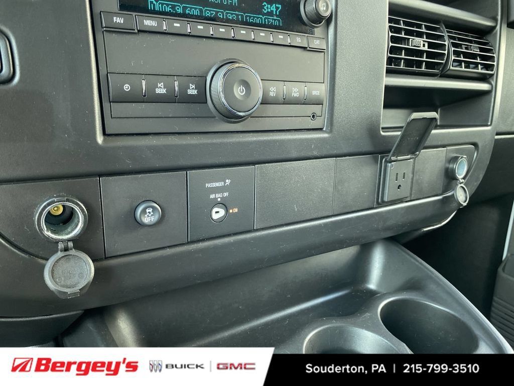 Certified 2025 Chevrolet Express 2500 w/ Driver Convenience Package RWD image 39