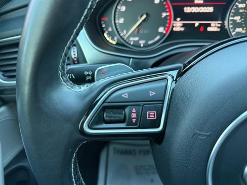 Used 2017 Audi S6 Prestige w/ Prestige Package image 27