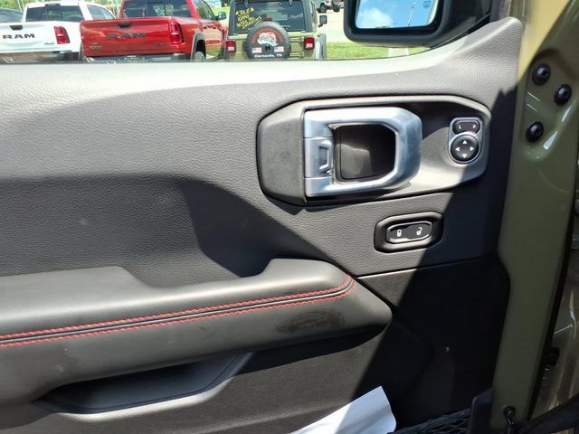 New 2026 Jeep Wrangler Unlimited Rubicon AWD/4WD image 4