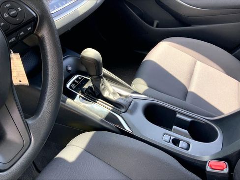 Used 2024 Toyota Corolla LE FWD image 16
