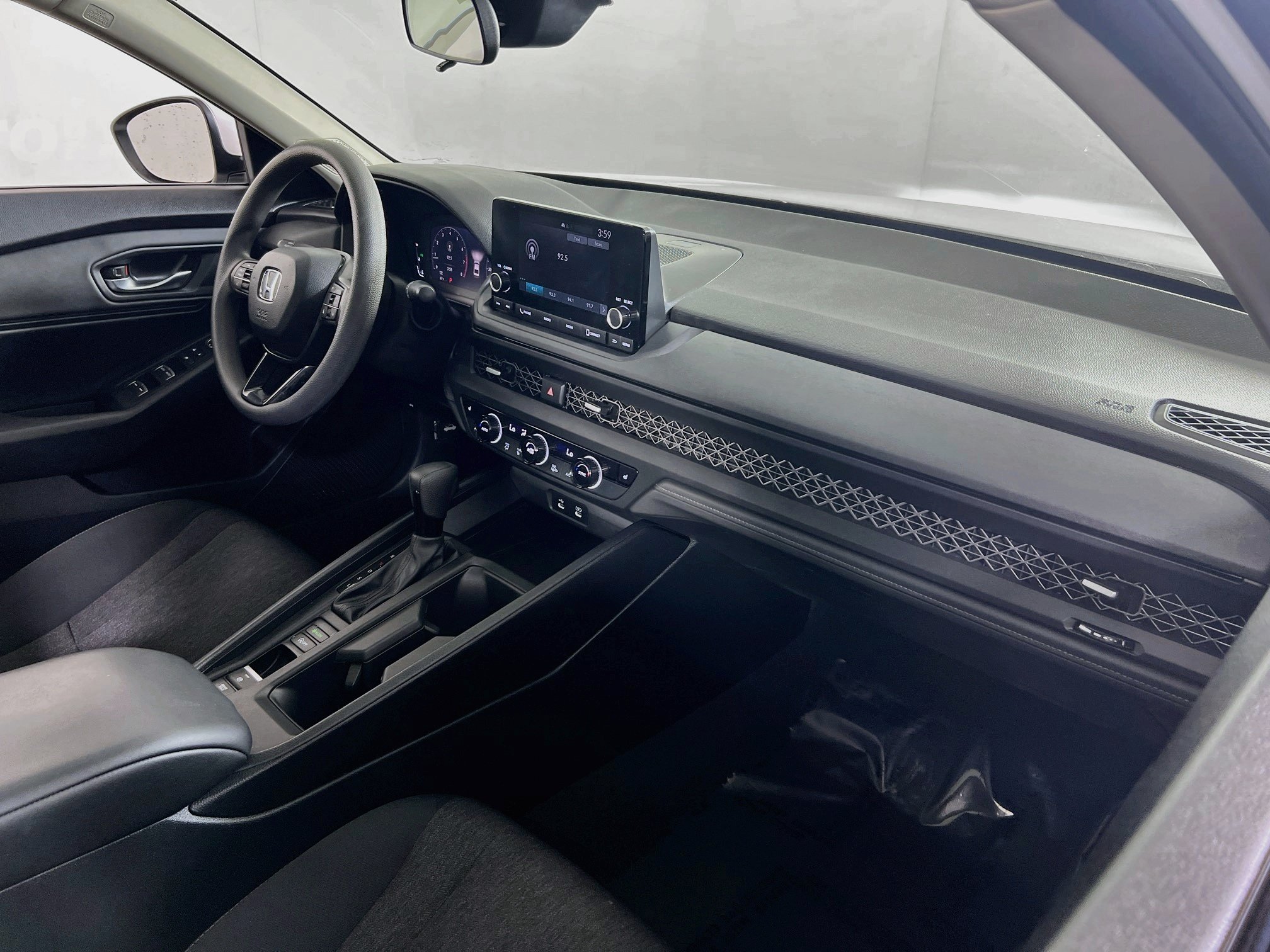 Used 2023 Honda Accord EX image 28