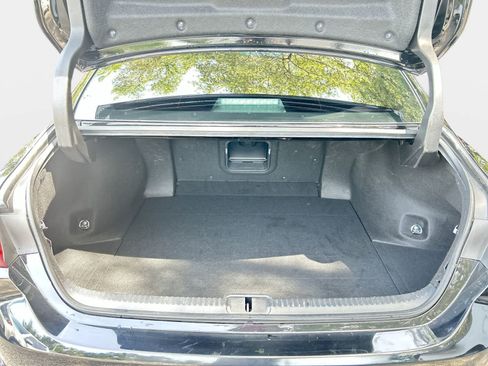 Used 2024 Lexus ES 350 w/ Premium Package FWD image 9
