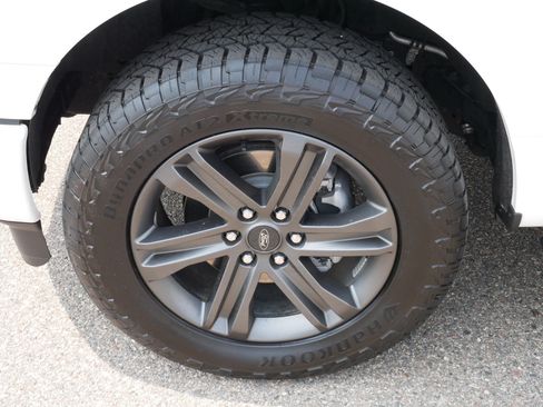Used 2023 Ford F150 XLT AWD/4WD image 15