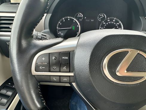 Used 2023 Lexus GX 460 Premium w/ Premium Package AWD/4WD image 25