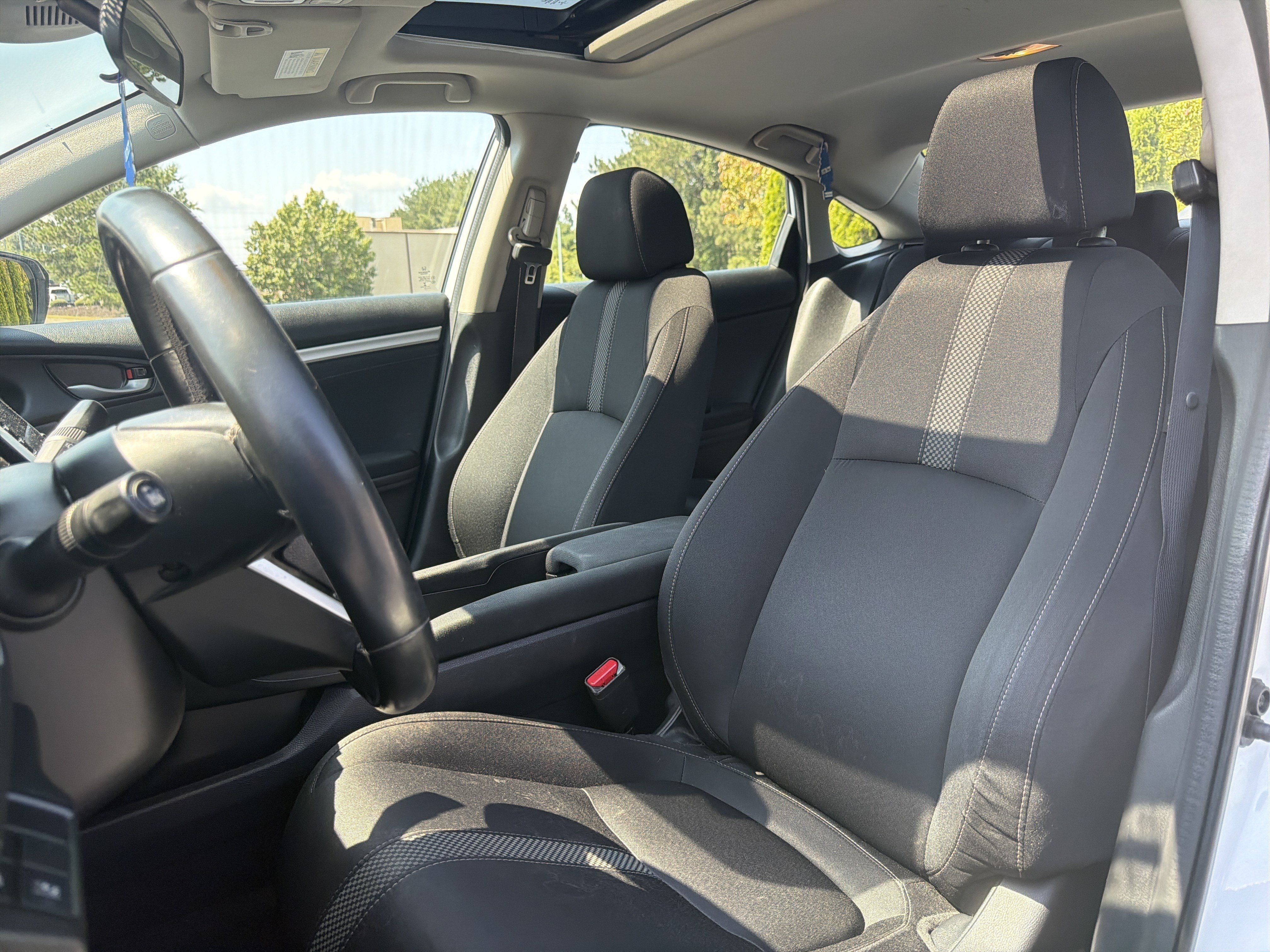 Used 2019 Honda Civic EX image 7