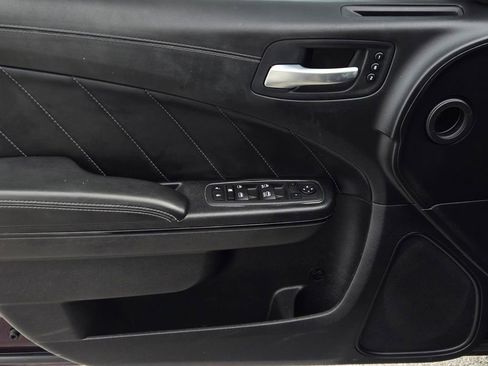 Used 2022 Dodge Charger Scat Pack w/ Daytona Edition Group image 17