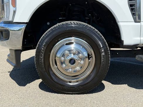 Used 2024 Ford F350 XL w/ Snow Plow Prep Package AWD/4WD image 9